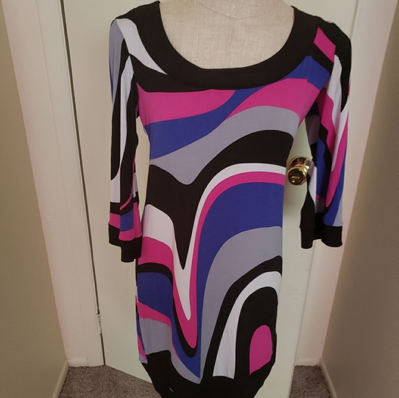 Meet your Posher, Kay - Picture 2 of 2